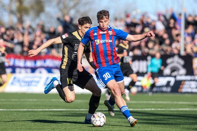 Football. Betclic II Liga. Polonia Bytom - GKS Jastrzebie. 16.03.2025