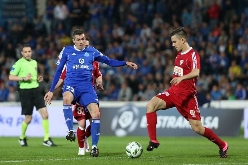 Football. Ekstraklasa. Ruch Chorzow - Piast Gliwice. 11.05.2016