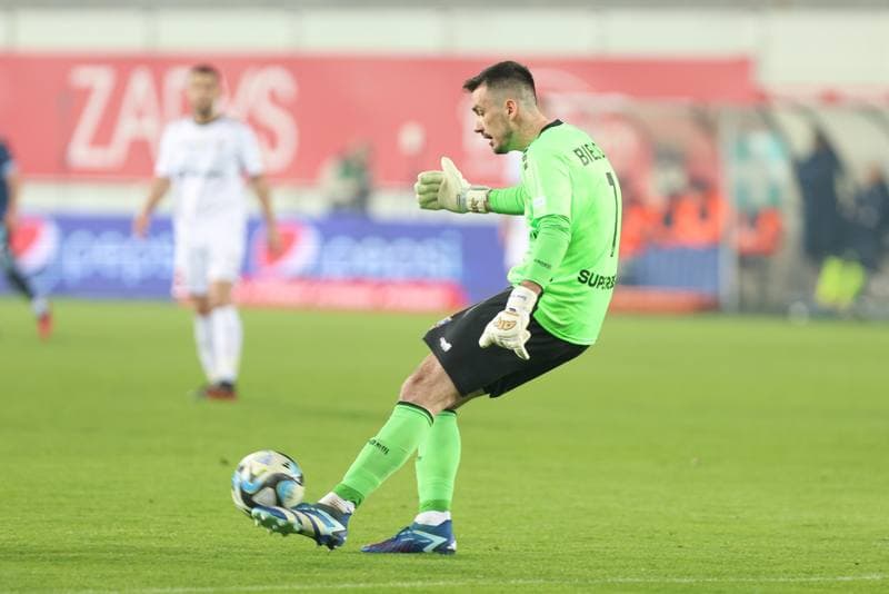 Football. PKO BP Ekstraklasa. Gornik Zabrze - Lech Poznan. 09.03.2024