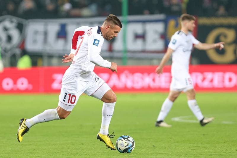 Football. PKO BP Ekstraklasa. Gornik Zabrze - Lech Poznan. 09.03.2024