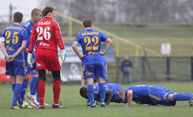 Football. I liga. Ruch Radzionkow - Arka Gdynia. 07.04.2012