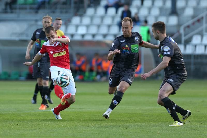 Football. I Liga. Zaglebie Sosnowiec - Stomil Olsztyn. 10.05.2016