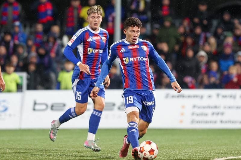 Football. Betclic I liga. Polonia Bytom - Puszcza Niepolomice. 04.10.2025