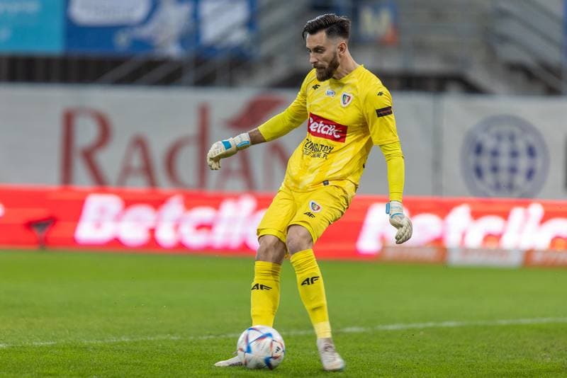 Football. PKO BP Ekstraklasa. Piast Gliwice - Pogon Szczecin. 29.04.2023