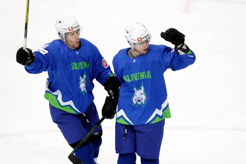 Ice Hockey. World Championship Division 1A. Slovenia - Korea. 27.04.2016