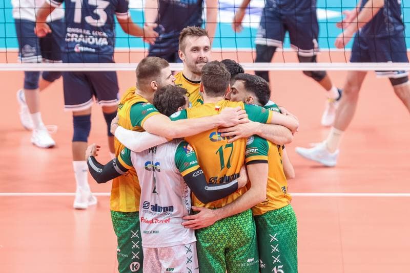 Volleyball. CEV Volleyball Cup. Aluron CMC Warta Zawiercie - SCM Craiova. 13.12.2023
