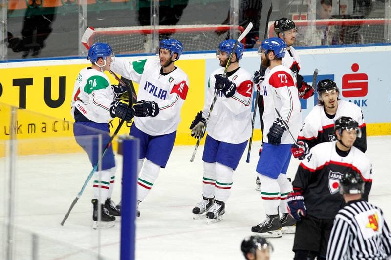 Ice Hockey. World Championship Division 1A. Japan - Italy. 27.04.2016