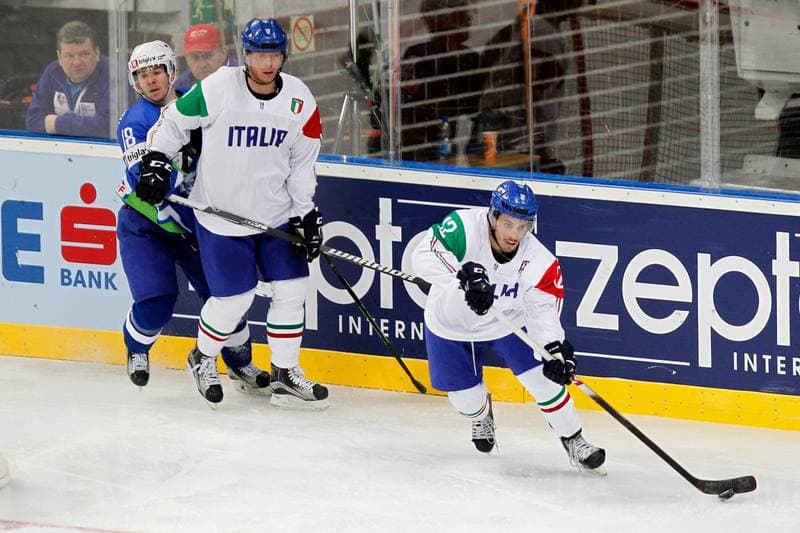 Ice Hockey. World Championship Division 1A. Slovenia - Italy. 24.04.2016
