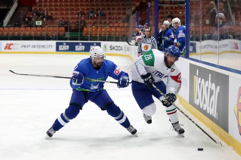 Ice Hockey. World Championship Division 1A. Slovenia - Italy. 24.04.2016