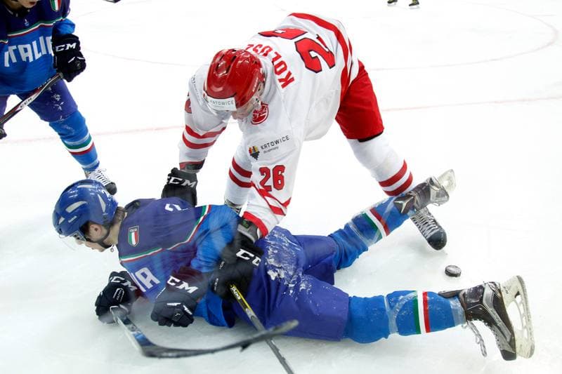 Ice Hockey. World Championship Division 1A. Italy - Poland. 23.04.2016