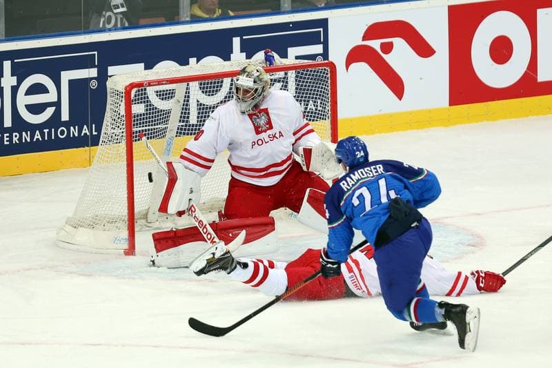 Ice Hockey. World Championship Division 1A. Italy - Poland. 23.04.2016