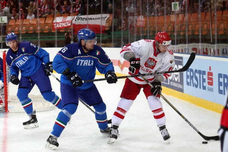 Ice Hockey. World Championship Division 1A. Italy - Poland. 23.04.2016