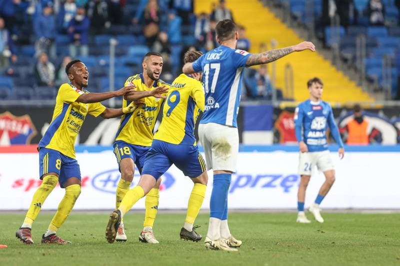 Football. Betclic I Liga. Ruch Chorzow - Arka Gdynia. 08.03.2025