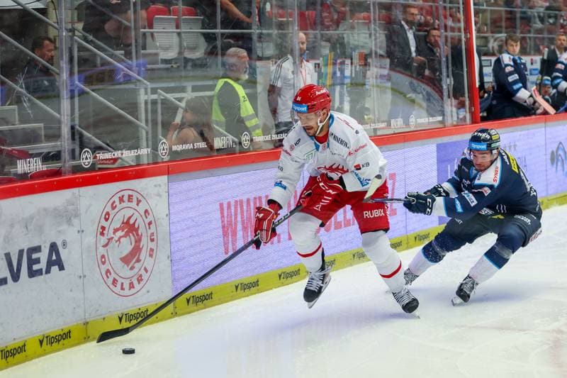 Ice Hockey. Tipsport Extraliga. Ocelari Trinec - Bily Tygri Liberec. 21.09.2023