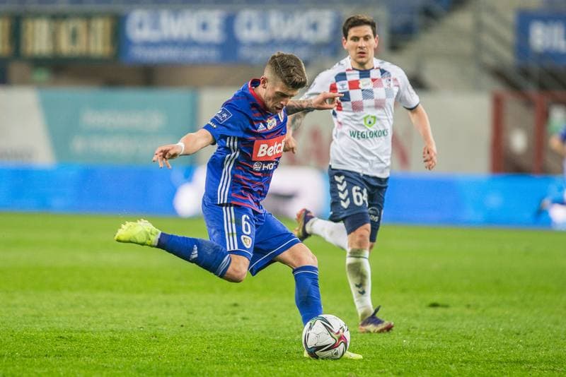 Football. PKO BP Ekstraklasa. Piast Gliwice - Gornik Zabrze. 12.04.2021