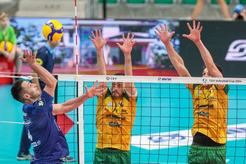 Volleyball. CEV Volleyball Cup. Aluron CMC Warta Zawiercie - Hebar Pazardzik. 23.11.2023