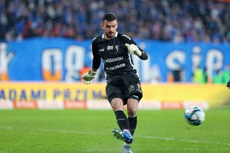 Football. PKO BP Ekstraklasa. Ruch Chorzow - Gornik Zabrze. 16.03.2024