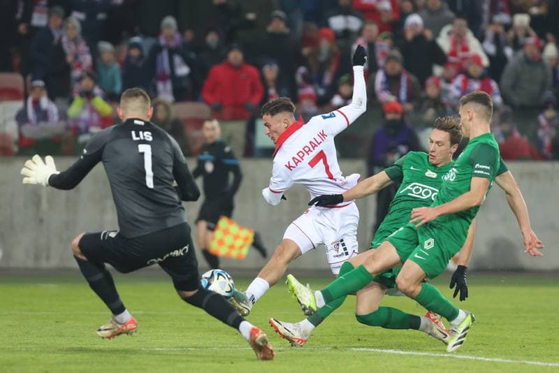 Football. PKO BP Ekstraklasa. Gornik Zabrze - Warta Poznan. 15.12.2023