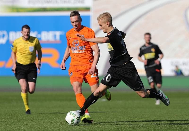 Football. PKO BP Ekstraklasa. Termalica Bruk-Bet Nieciecza - Korona Kielce. 02.04.2016