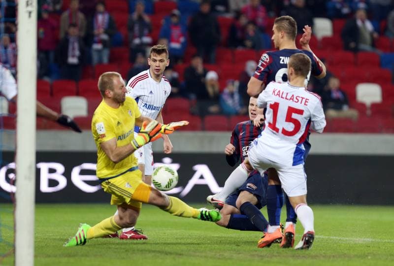 Football. Ekstraklasa. Gornik Zabrze - Pogon Szczecin. 01.04.2016