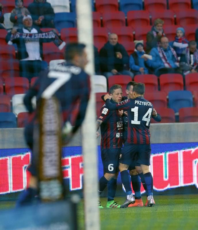 Football. Ekstraklasa. Gornik Zabrze - Pogon Szczecin. 01.04.2016