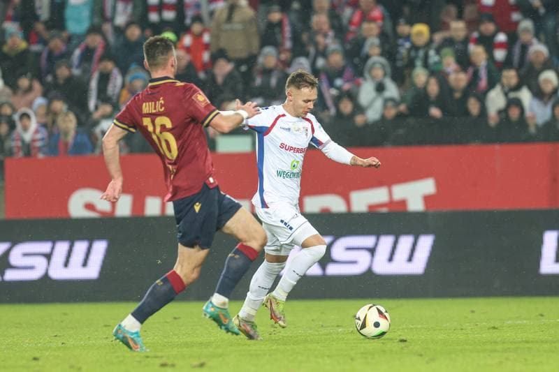 Football. PKO BP Ekstraklasa. Gornik Zabrze - Lech Poznan. 06.12.2024
