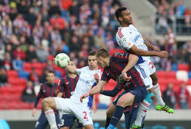 Football. Ekstraklasa. Gornik Zabrze - Pogon Szczecin. 01.04.2016