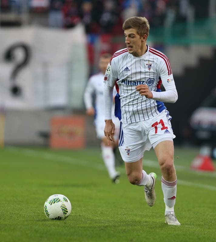 Football. Ekstraklasa. Gornik Zabrze - Pogon Szczecin. 01.04.2016