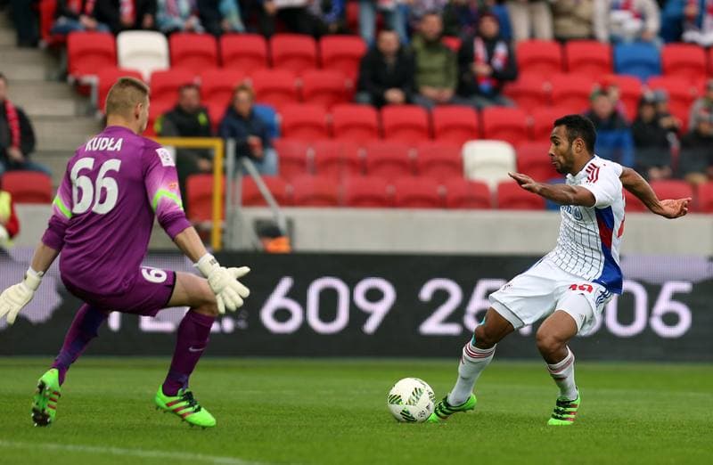 Football. Ekstraklasa. Gornik Zabrze - Pogon Szczecin. 01.04.2016