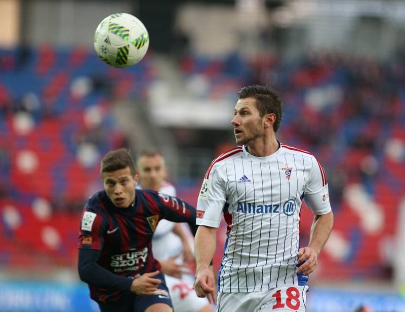 Football. Ekstraklasa. Gornik Zabrze - Pogon Szczecin. 01.04.2016