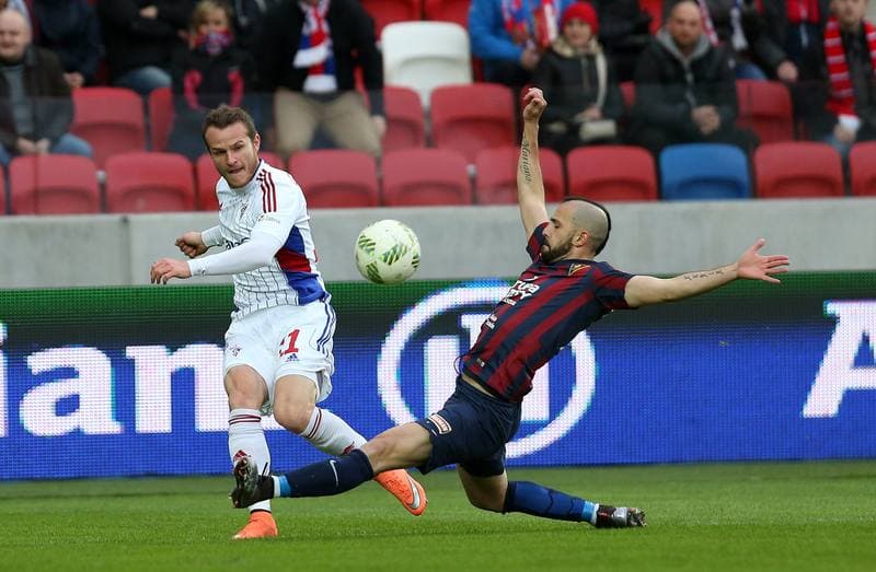 Football. Ekstraklasa. Gornik Zabrze - Pogon Szczecin. 01.04.2016