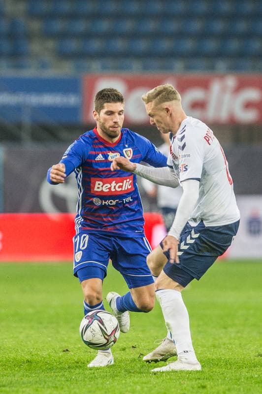 Football. PKO BP Ekstraklasa. Piast Gliwice - Gornik Zabrze. 12.04.2021