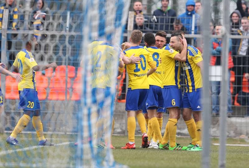 Football. I Liga. MKS Kluczbork - Arka Gdynia. 26.03.2016