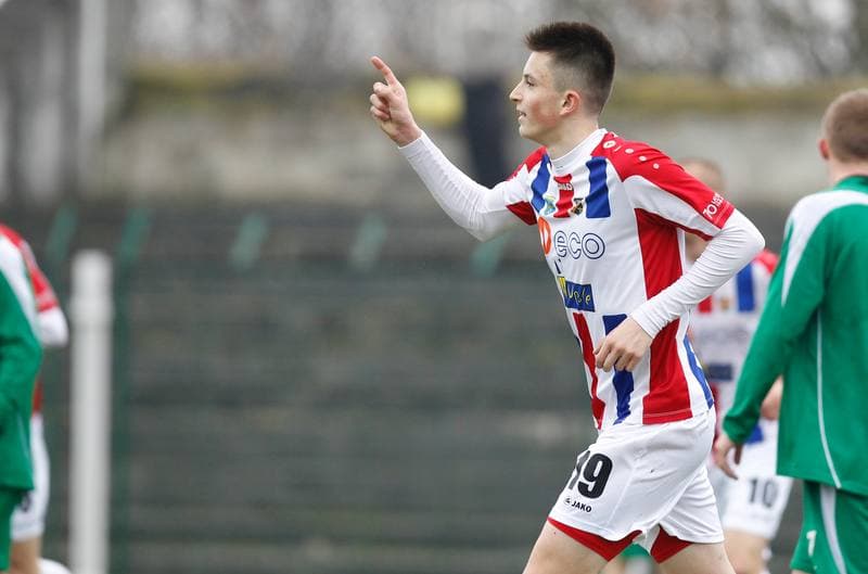 Football. III Liga. Grunwald Ruda Slaska - Odra Opole. 26.03.2016