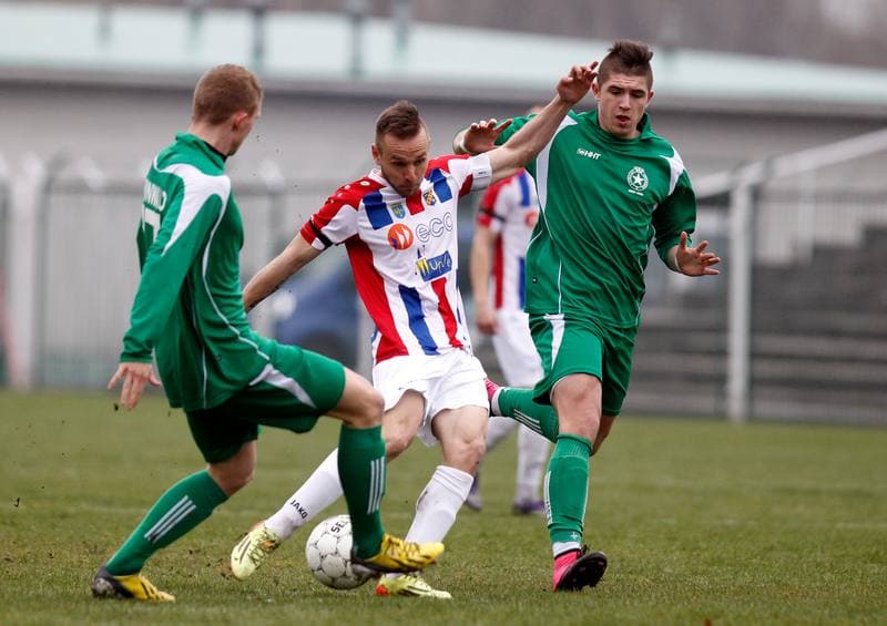 Football. III Liga. Grunwald Ruda Slaska - Odra Opole. 26.03.2016