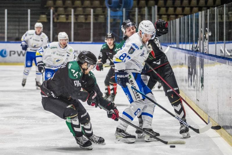 Ice Hockey. PHL. Re-Plast Unia Oswiecim - GKS Tychy. 01.02.2022