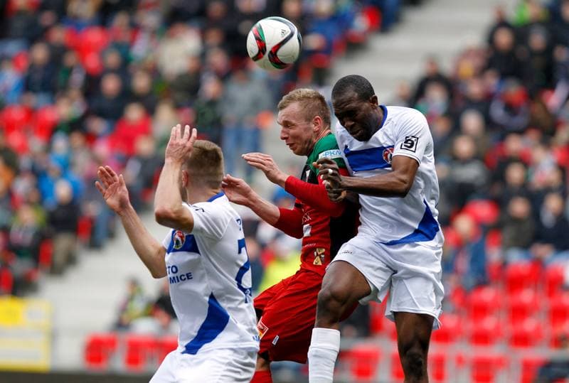 Football. II Liga. GKS Tychy - Puszcza Niepolomice. 19.03.2016