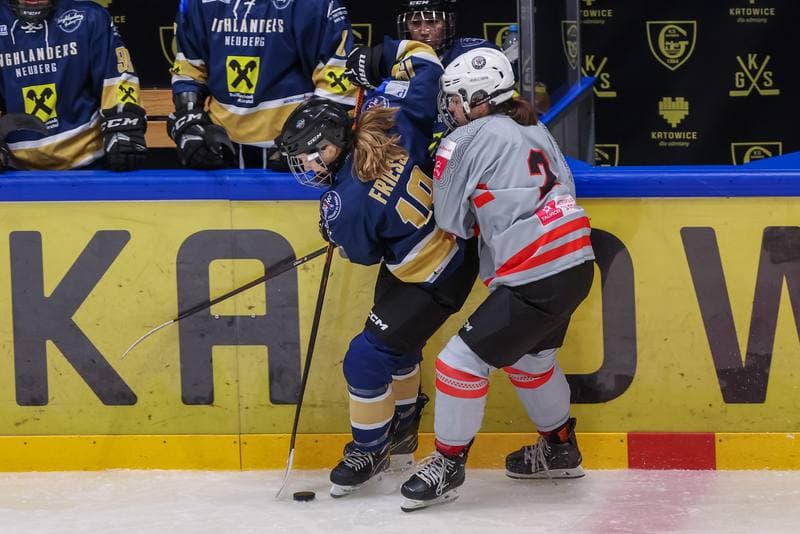 Ice Hockey. EWHL. TAURON Metropolia Silesia - KSV Neuberg Highlanders. 01.10.2023