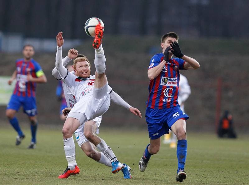 Football. II Liga. Polonia Bytom - GKS Tychy. 13.03.2016