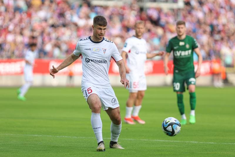 Football. PKO BP Ekstraklasa. Gornik Zabrze - Slask Wroclaw. 14.04.2024
