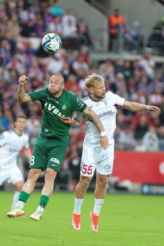 Football. PKO BP Ekstraklasa. Gornik Zabrze - Slask Wroclaw. 14.04.2024
