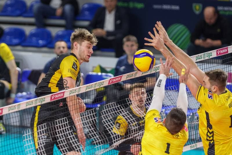 Volleyball. PlusLiga. GKS Katowice - PGE Giek Skra Belchatow. 09.12.2023
