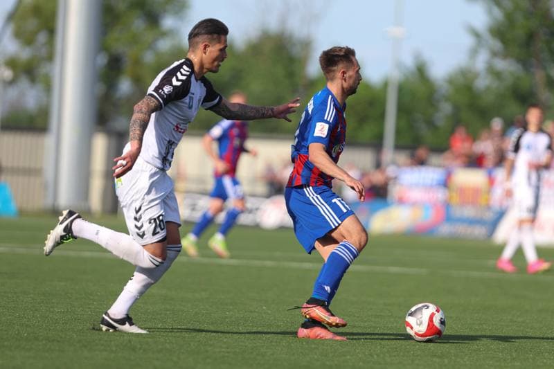 Football. II Liga. Polonia Bytom - Sandecja Nowy Sacz. 03.05.2024