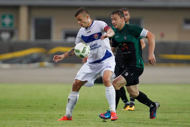 Football. II Liga. ROW Rybnik - Puszcza Niepolomice. 29.07.2016