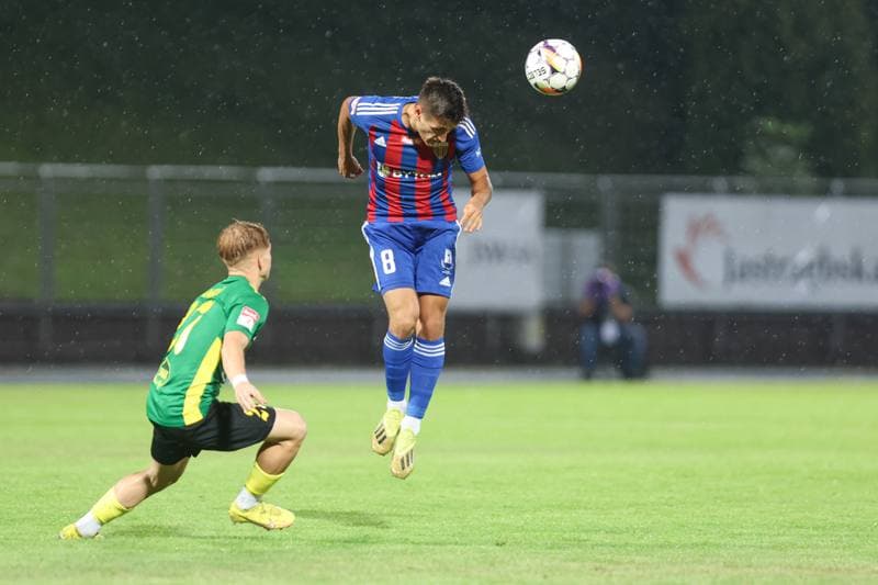 Football. Betclic II liga. GKS Jastrzebie - Polonia Bytom. 17.08.2024
