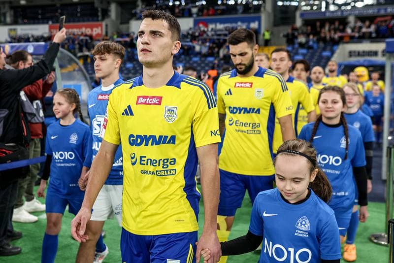 Football. Betclic I Liga. Ruch Chorzow - Arka Gdynia. 08.03.2025