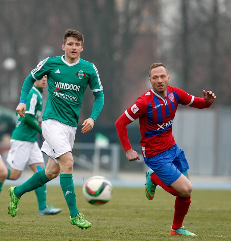 Football. II Liga. Radomiak Radom - Rakow Czestochowa. 05.03.2016