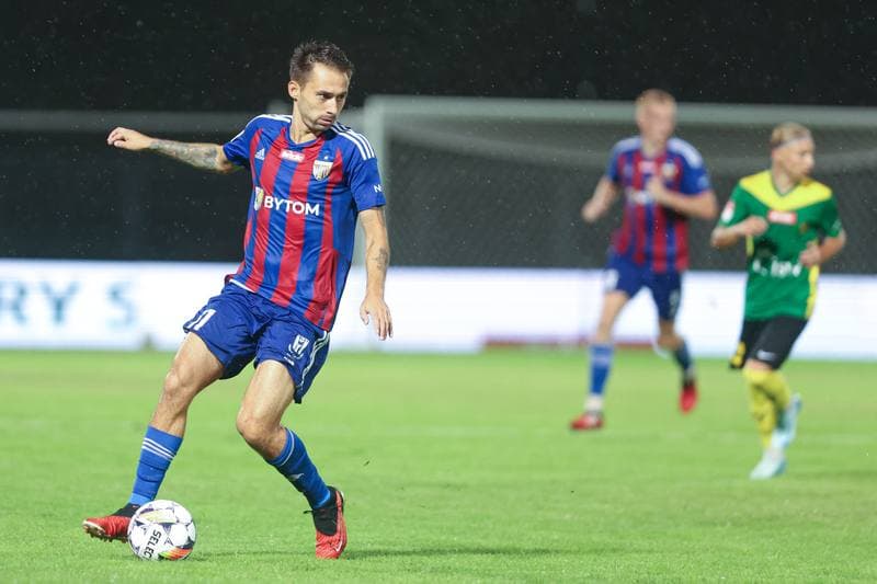 Football. Betclic II liga. GKS Jastrzebie - Polonia Bytom. 17.08.2024