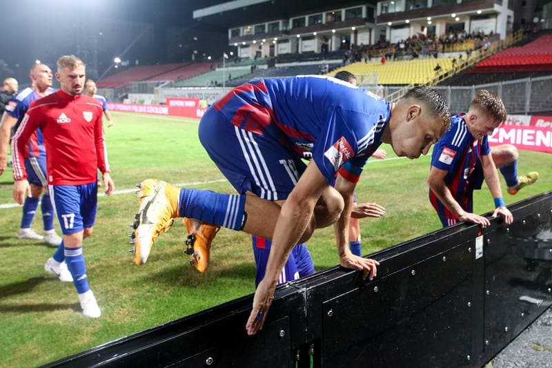 Football. Betclic II liga. GKS Jastrzebie - Polonia Bytom. 17.08.2024