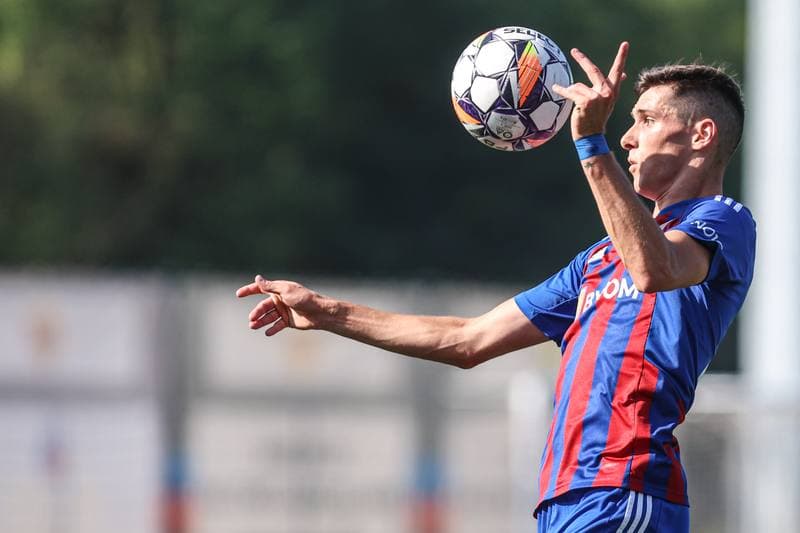 Football. Betclic II liga. Polonia Bytom - Resovia Rzeszow. 24.08.2024